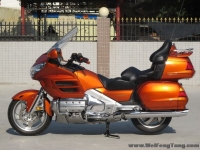 新到2002年本田金翼 GL-1800原漆，橘红色，少许改装件《自家的货 接受预定》