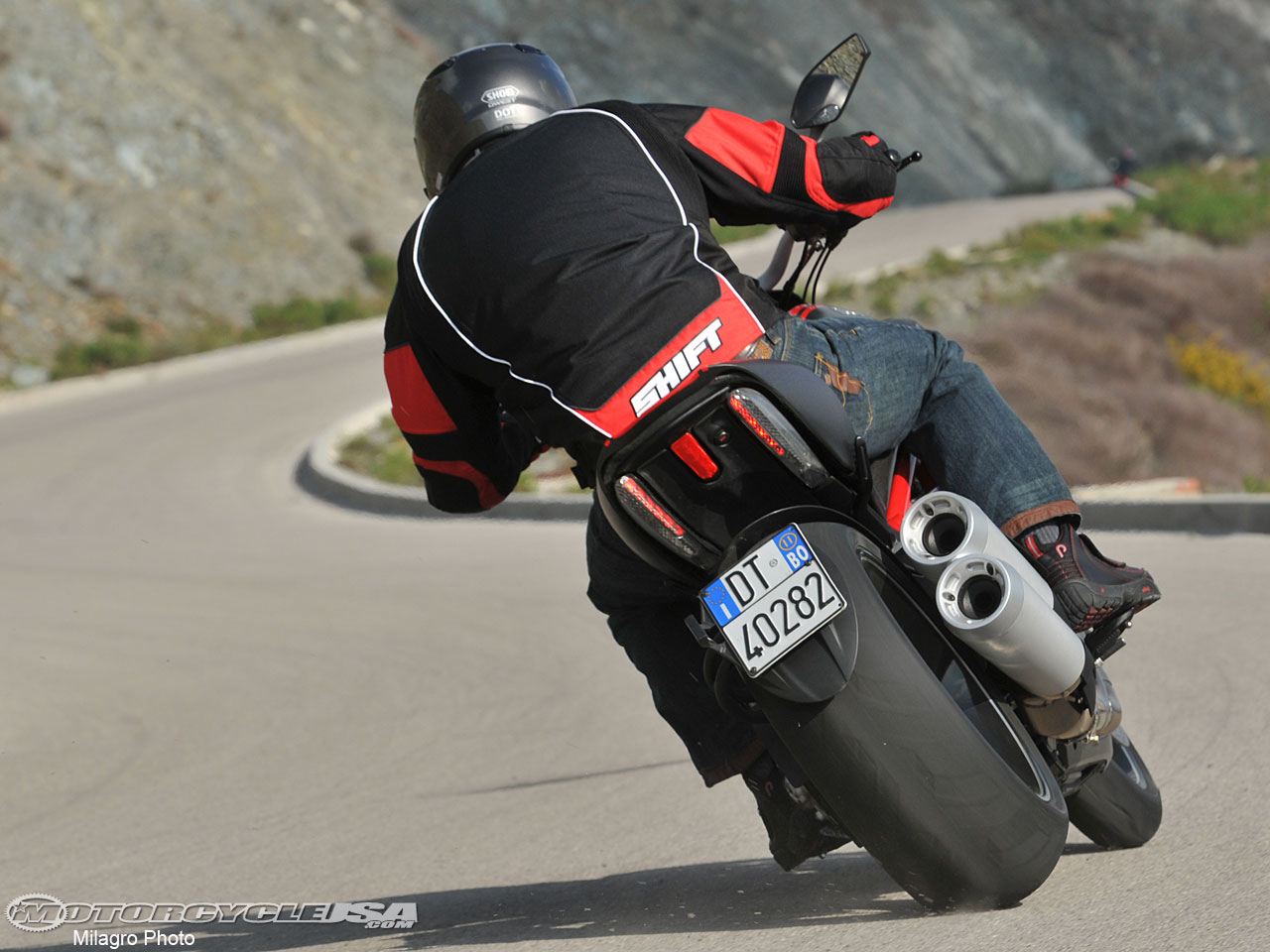 款杜卡迪Diavel Carbon摩托车图片1