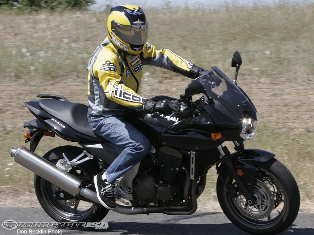 款川崎Z750S摩托车图片3