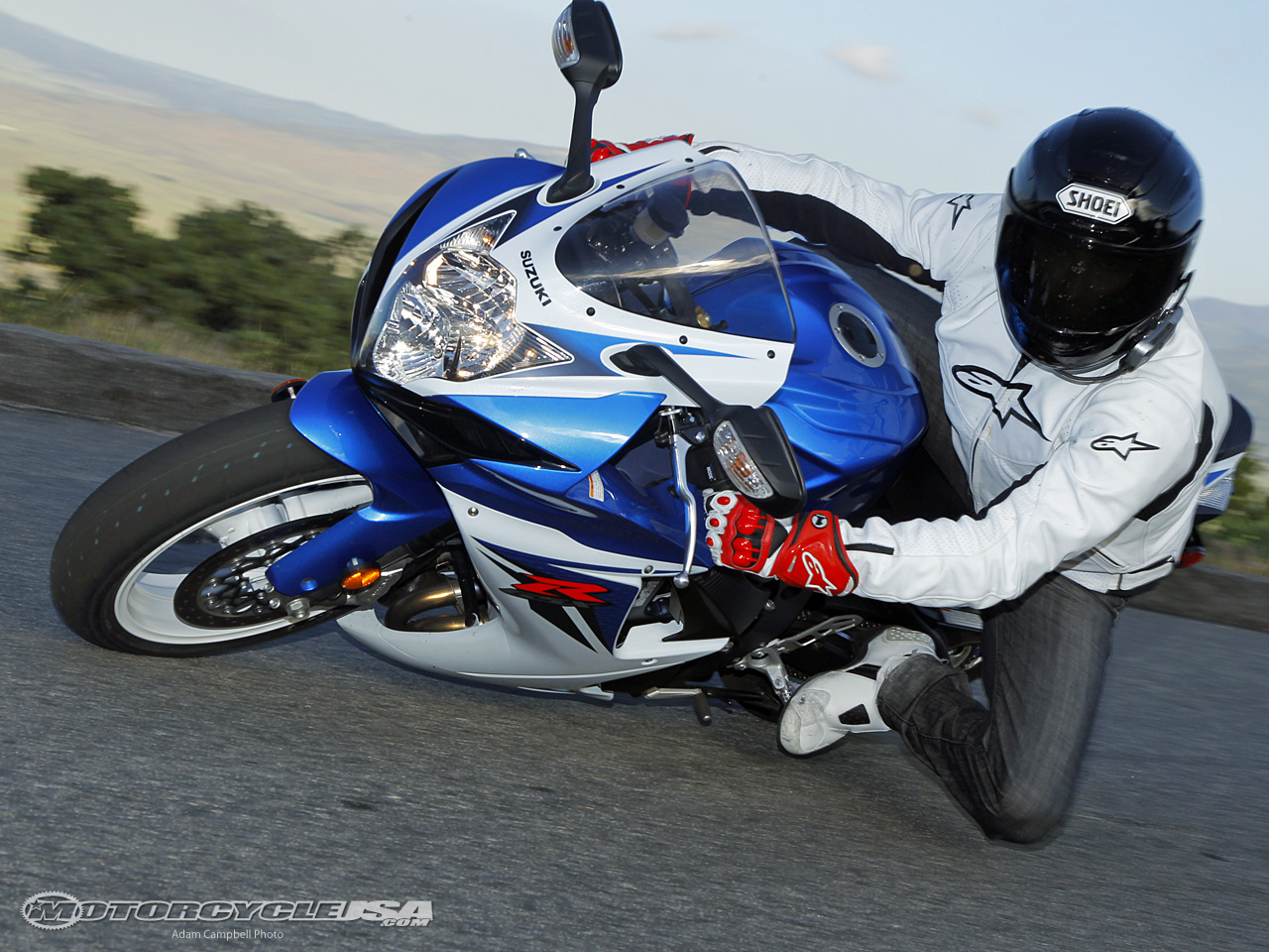 款铃木GSX-R600摩托车图片4