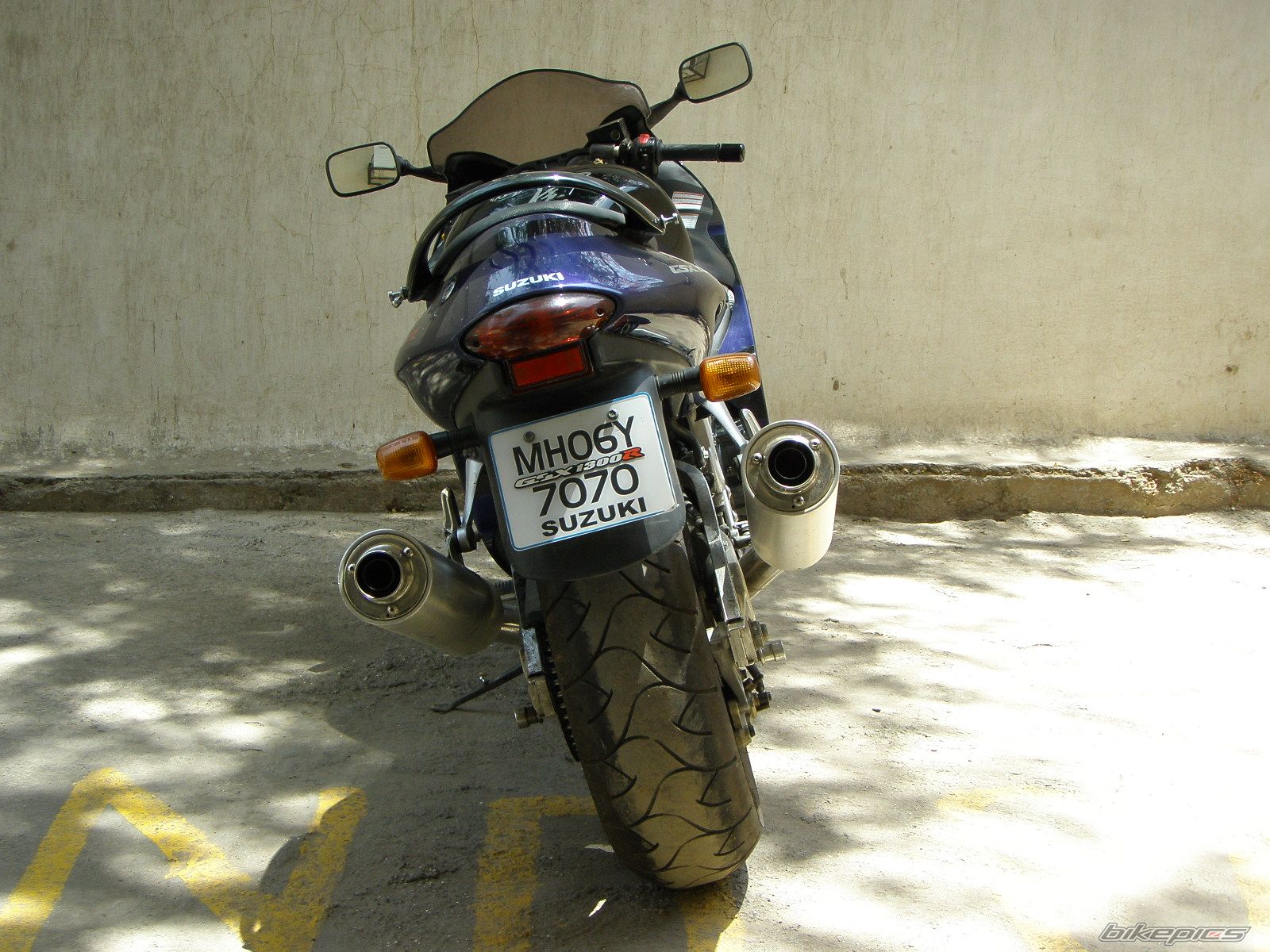 2005款铃木Hayabusa摩托车图片3