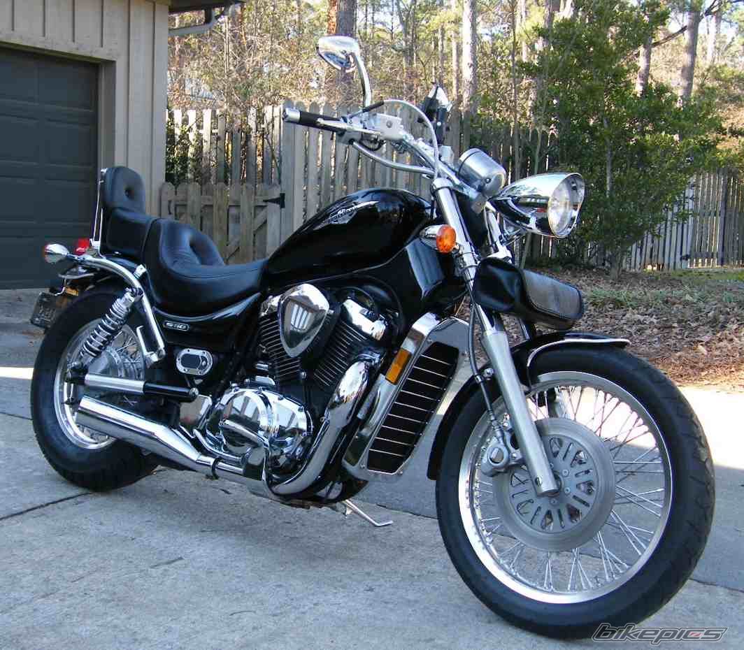 2005款铃木S50摩托车图片1