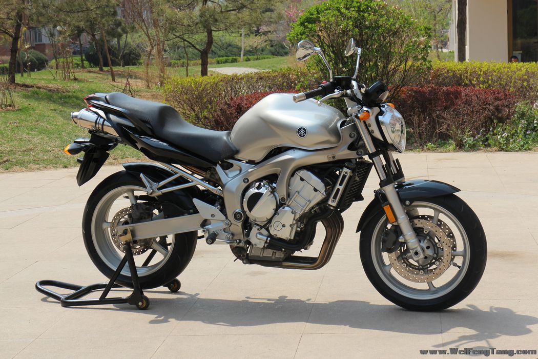 参数配置  查看 雅马哈fz6摩托车参数 型号:yamaha / fz6 年份: 2005