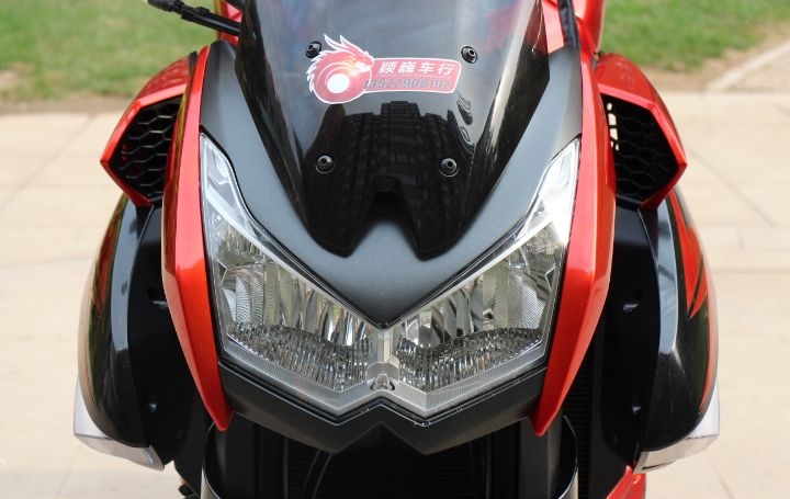 款川崎Z1000摩托车图片1