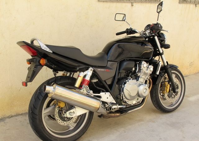 2010款本田CB400VTEC 四代原装度高 图片 2