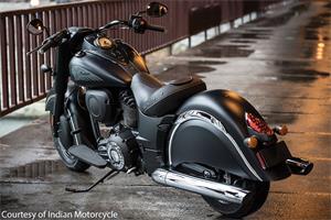 2016款印第安Chief Dark Horse摩托车图片